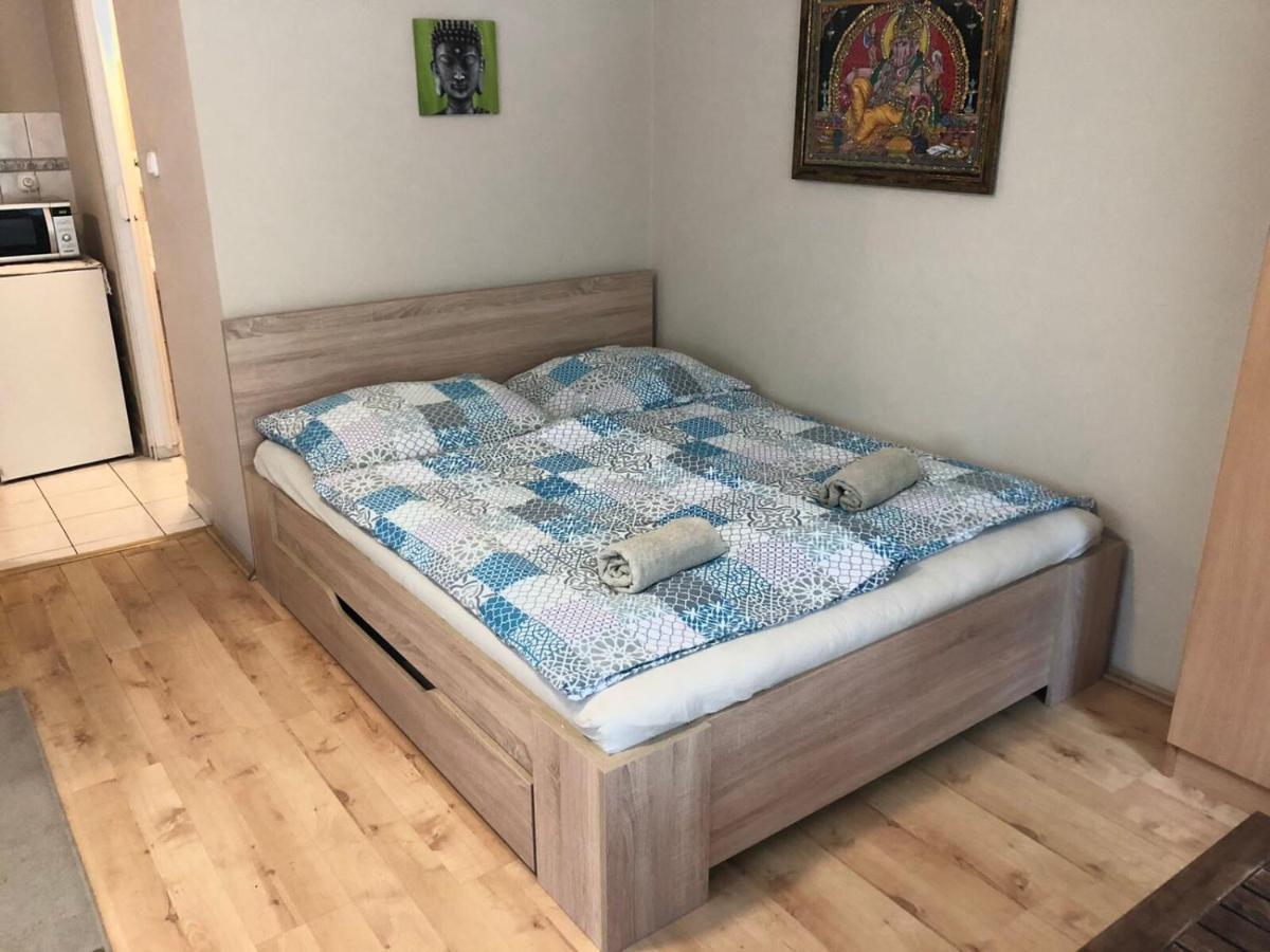Tulipan Apartman Erlau Exterior foto