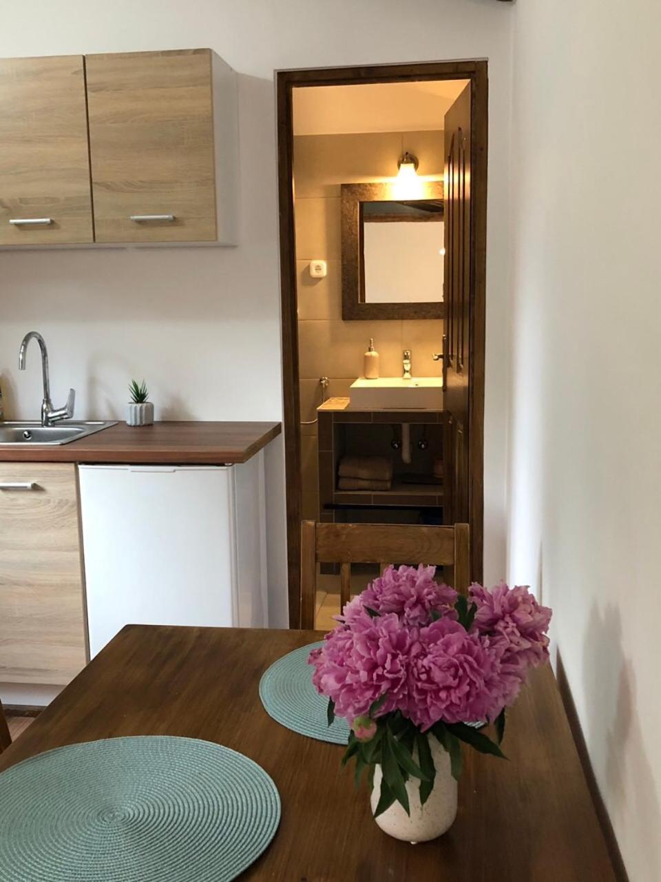 Tulipan Apartman Erlau Exterior foto